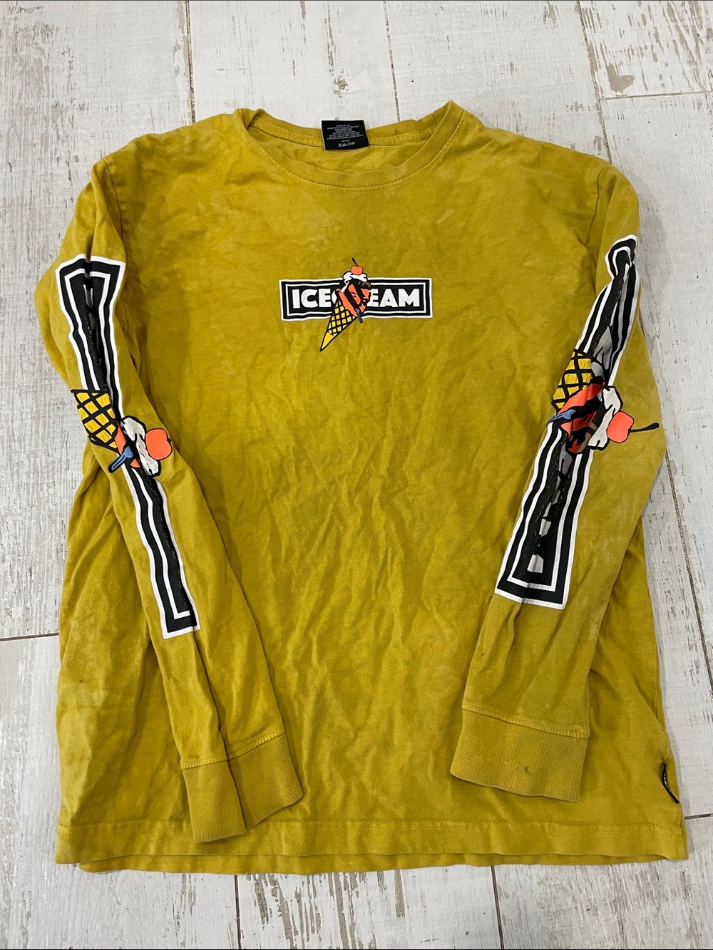 Icecream long sleeve size medium shirt